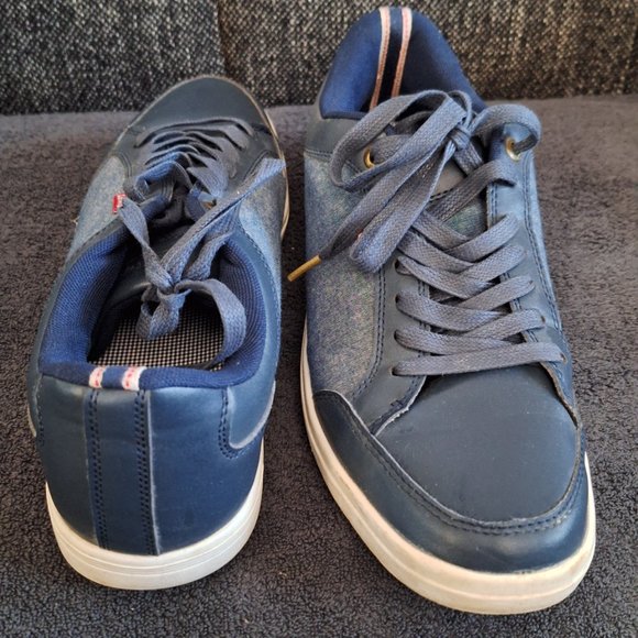 Levi's Men's Sneakers Size 12 - Picture 4 of 6